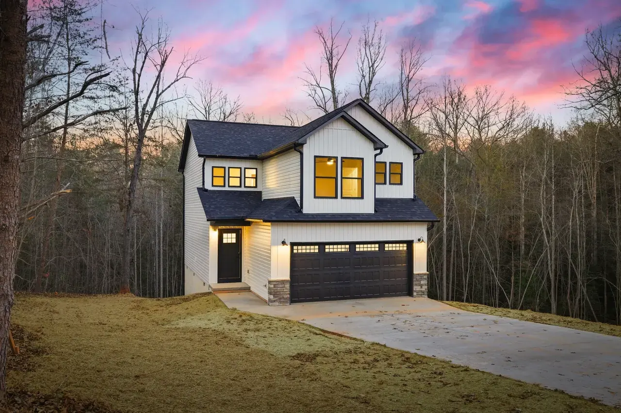 9389 West Ridge Drive, Hickory NC 28601